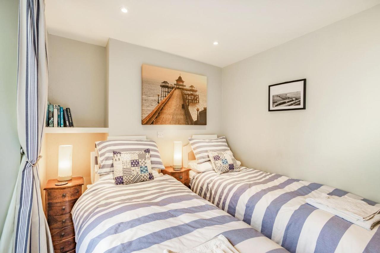 Pier View Apartment Weston-super-Mare Bagian luar foto